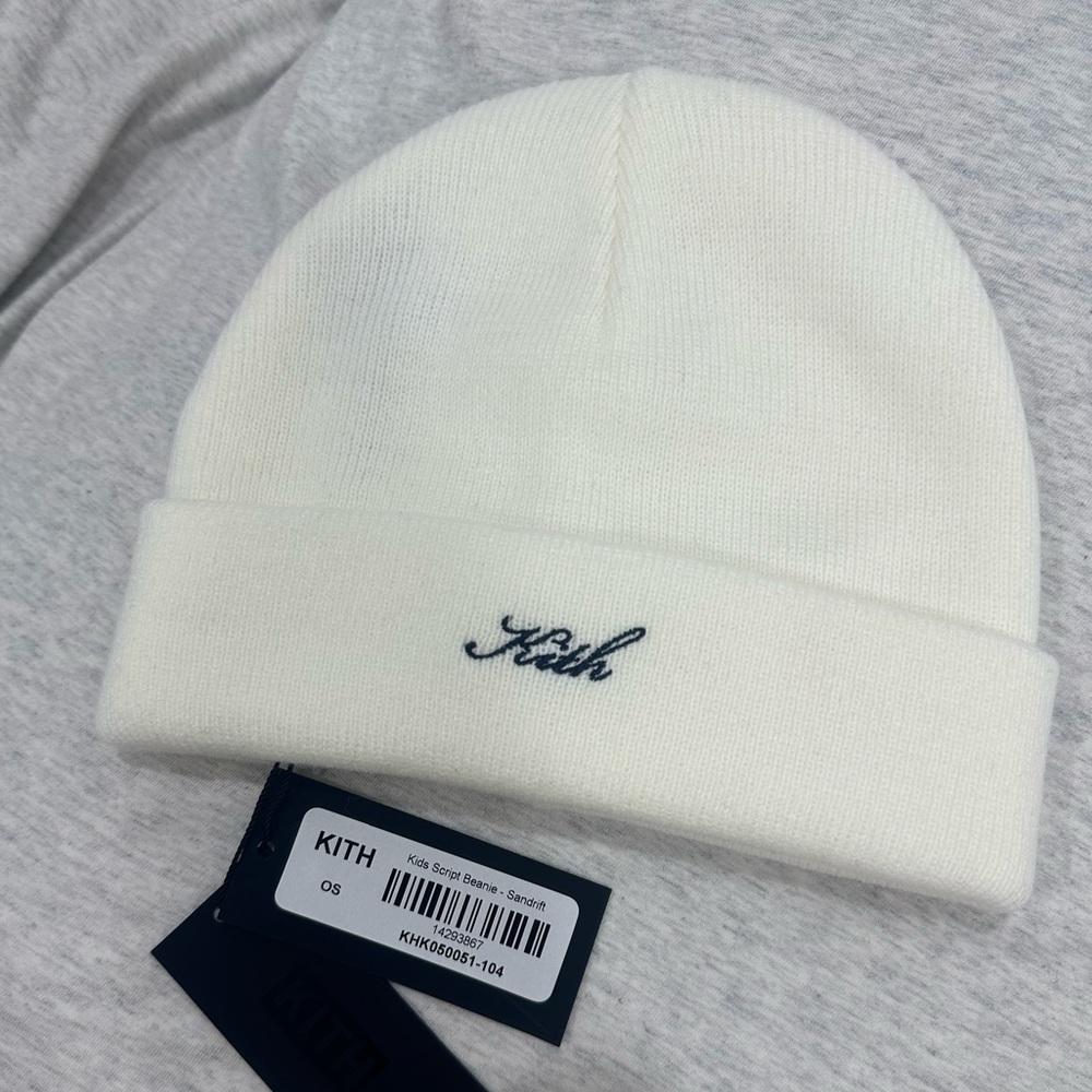 NWT Stunning Kith Beanie 🤍
